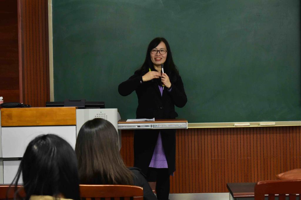 Macintosh HD:Users:autanua:Desktop:荣昌陶讲座照片:F32857E0-B898-4F10-9543-0C0A97A0CAF3.JPG Macintosh HD:Users:autanua:Desktop:荣昌陶讲座照片:F32857E0-B898-4F10-9543-0C0A97A0CAF3.JPG